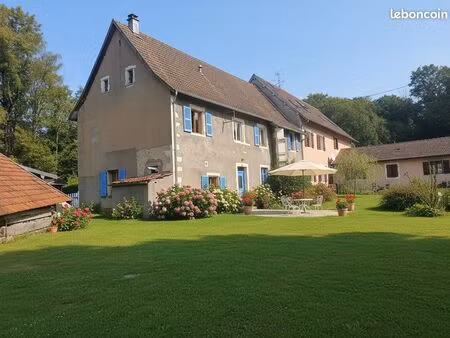maison 6 pièces 160 m²