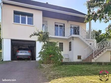 maison 5 pièces 111 m²