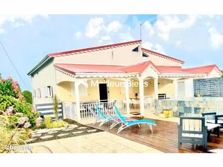 maison de ville 5 pièces 121 m²