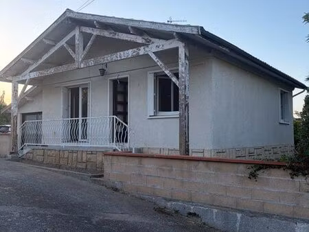 loue maison plein pied à 5 min du centre-ville