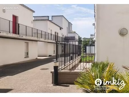 stains – 2p rénové  terrasse et jardin privatifs