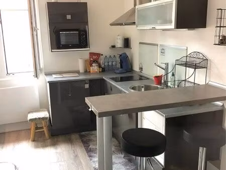 vielle ville belfort ? très joli studio ?