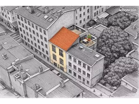 immeuble 7 pièces 333 m²