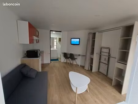 bazeilles  loue t1 meublé