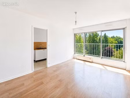appartement 2 pièces 52 m²