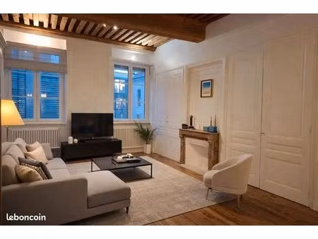 appartement charme lyon 2ième (hotel dieu) 100 m²