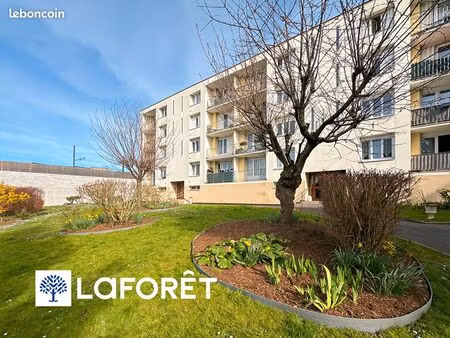 appartement 3 pièces 63 m²