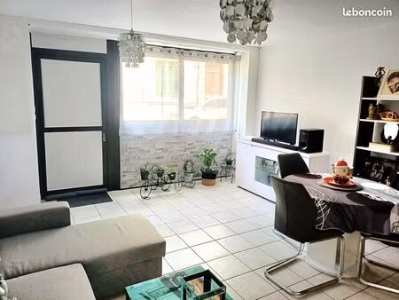 maison . 2 chambres . 73m²
