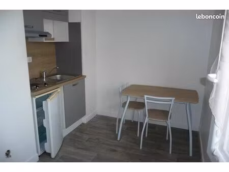 studio meublé avec parking
