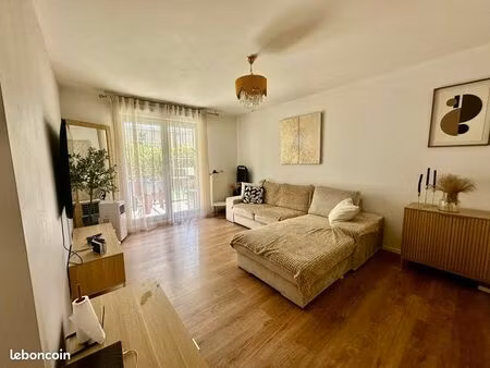 apparemment 3 pièces à vendre