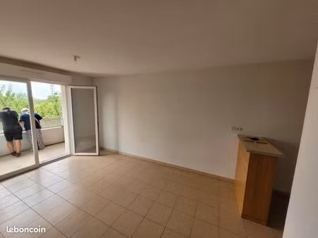 beau t2 à gond pontouvre (36 m²  parking  balcon)