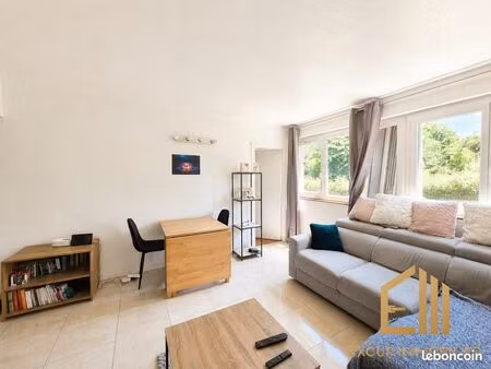 appartement 4 pièces 61 m²