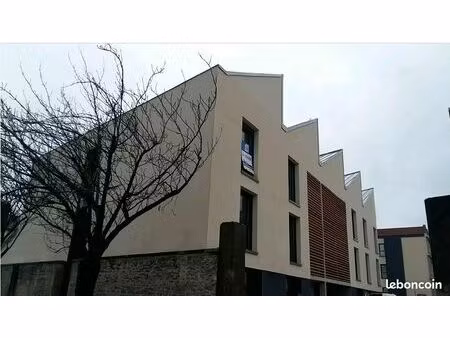 studio 1 pièce 22 m²