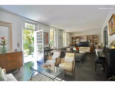 maison 4 pièces 161 m²
