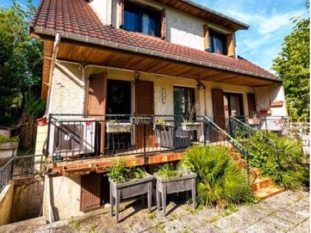 maison avec grand jardin et dépendance