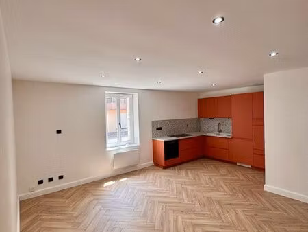 ? à louer – superbe t2 meublé 48 m² neuf avec parking – azieu