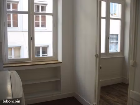 a louer appartement t1 lyon 4eme croix rousse  quartier gros caillou