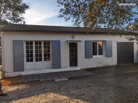 maison à louer à l'année