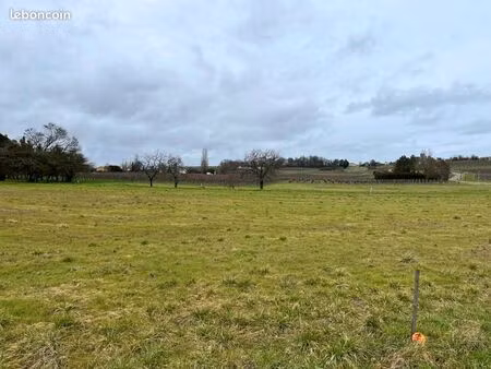 terrain 1 160 m² jonzac