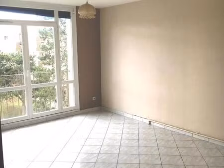 appartement 3 pièces 55 m²
