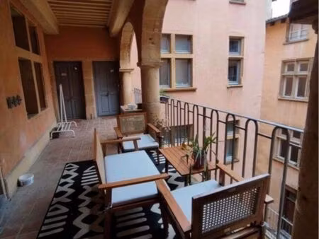 beau studio meublé été juillet/aout - lyon 5e