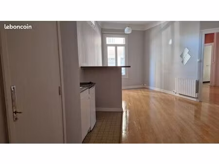 appartement t2 proche lycée du parc