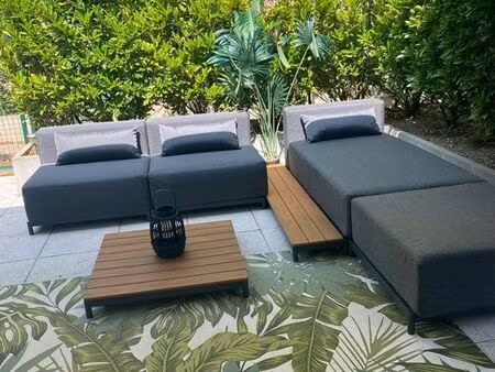 maison moderne 3 pièces meublée avec terrasse  jardin et double garage privatif