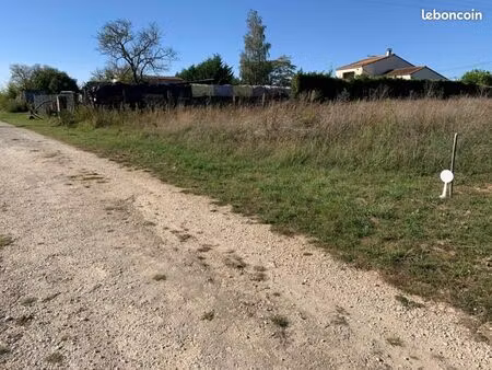 terrain 520 m² nieul les saintes