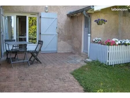a louer studio meublé
