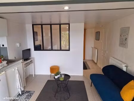 appartement t1 bis  terrasse  toutes charges comprises