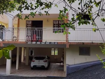 haut de villa f4 avec terrasse – au cœur de la nature