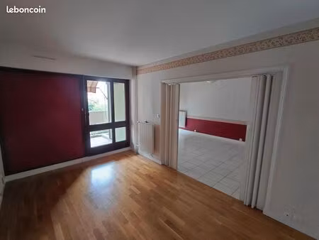 appartement t4 plus parking