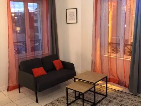 t2 cosy meublé à 300m de la gare rer d