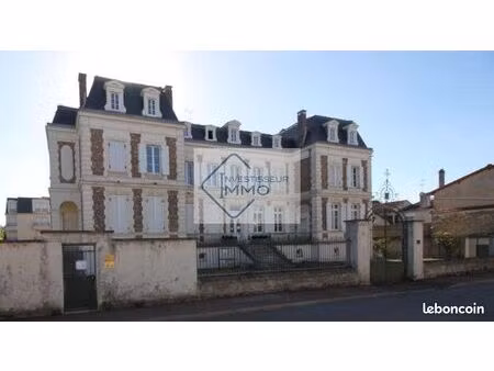 immeuble 795 m² corbeil essonnes