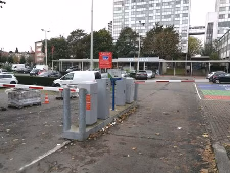 parking à louer à des citronniers - citroenbomenlaan 70 laeken (vbe38251)