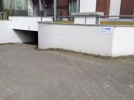 parking à louer à des pléiades - plejadenlaan 9 woluwe-saint-lambert (vbe38248)