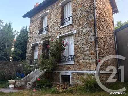 maison 3 pièces 53 m²