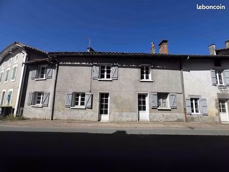 maison 3 pièces 182 m²