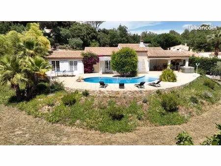 maison 140m2-piscine-var-côte d'azur