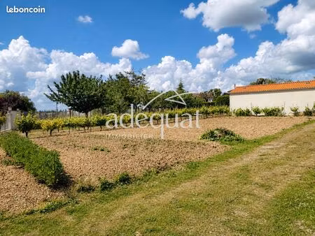 terrain constructible à brie – déjà presque entièrement clos