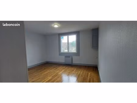 appartement t2 st amand montrond