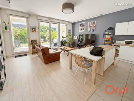 appartement 4 pièces 74 m²