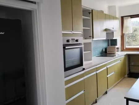 chambre 1 pièce 11 m²