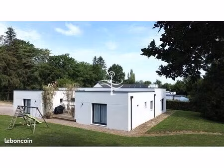 propriété 6 pièces 220 m²