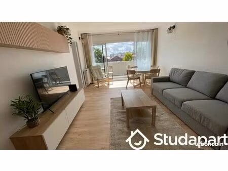 chambre 1 pièce 10 m²