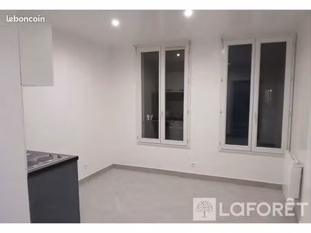 studio 1 pièce 20 m²
