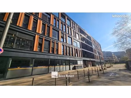 bureaux 292 m²