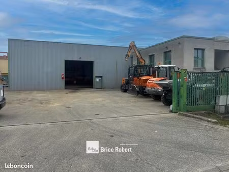 local bureaux 518 m²