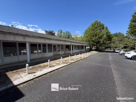 bureaux 115 m²