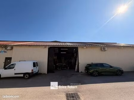 local bureaux 300 m²
